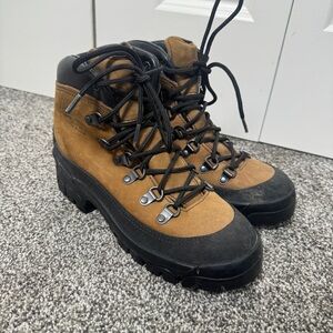 Danner Combat Hiker Boots Brown Leather Waterproof Vibram Sole Size Men 5.5